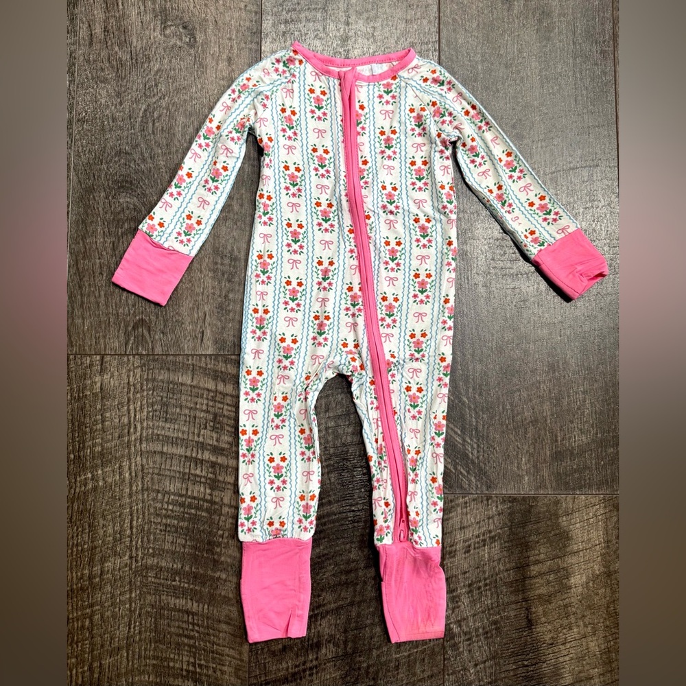 Baby Girl Spring Floral with Bows Bamboo Zipper Sleeper 18-24 m